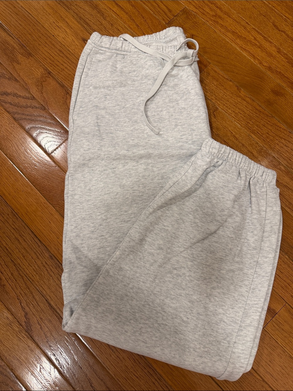 Hollister jogger small long